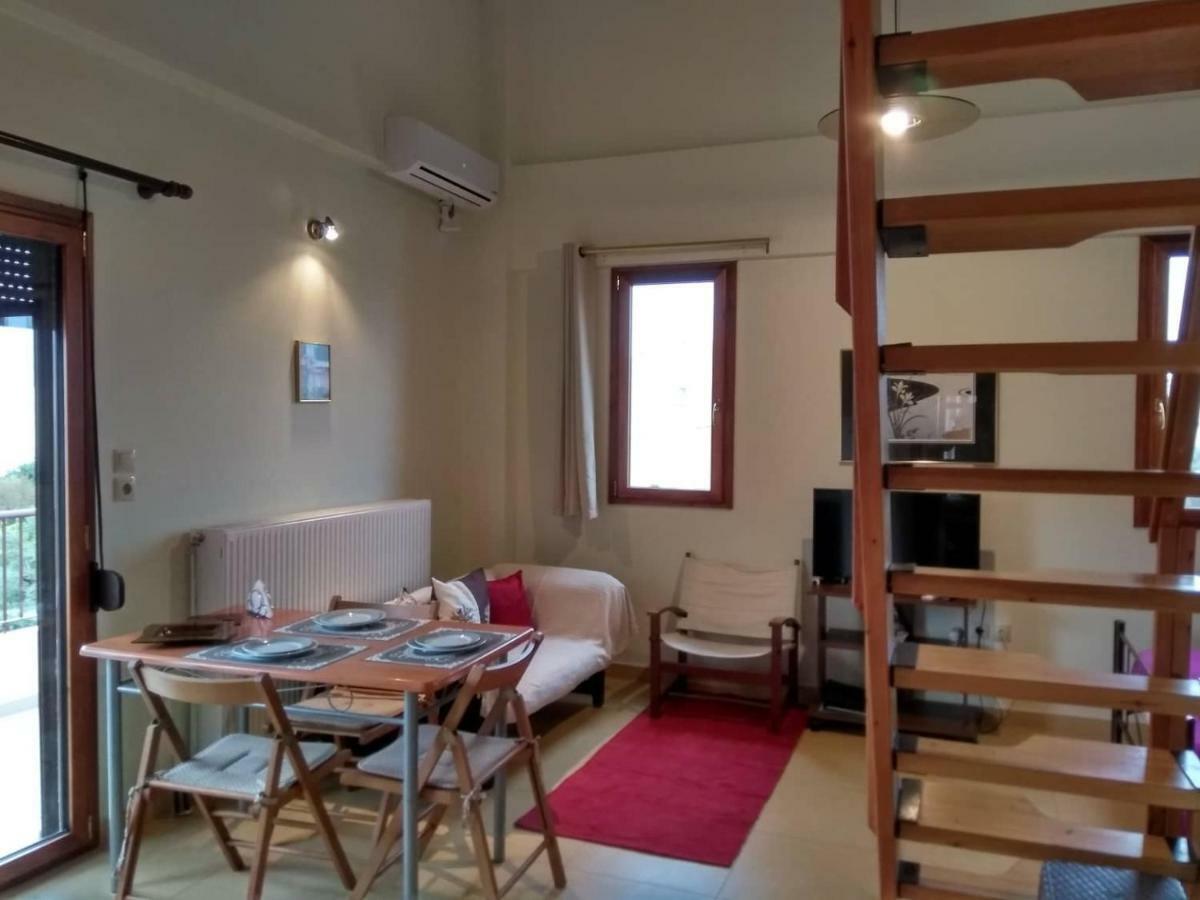 Deili Studio Loft Kalamata Exterior photo